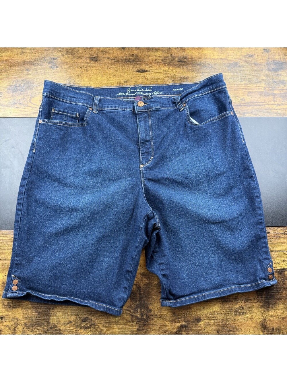 Gloria Vanderbilt Amanda Denim Shorts 20W Dark Blue Stretch All-Around Slimming